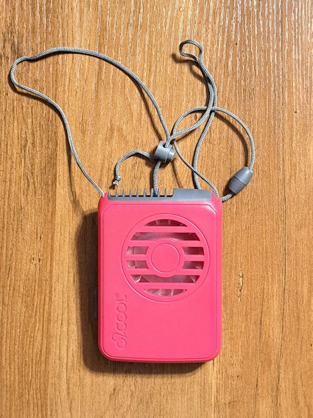 O2COOL Personal Battery Operated Travel Neck Cooling Fan